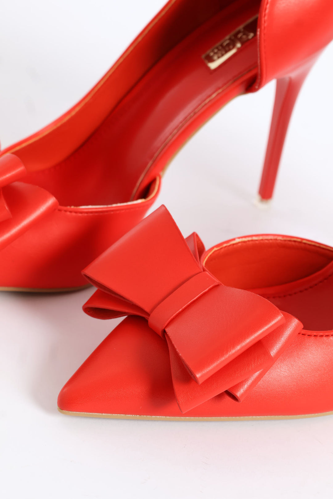 Ribbon Heel - Red