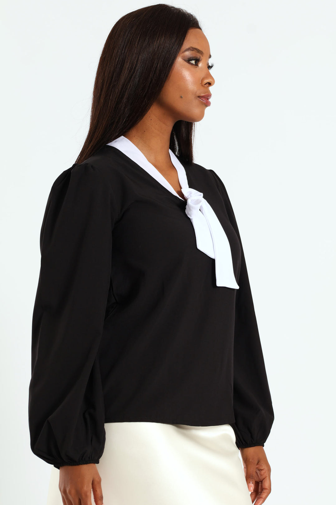 Kitty Bow Preppy Blouse - Black/White