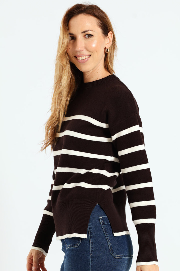 Relaxed Chevron Pullover With Slits & Tipping - Chocolate