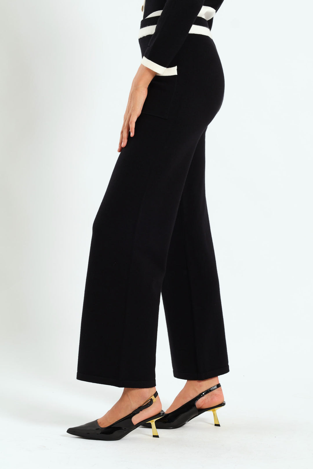 Contrasted Wide-Leg Knit Pants - Black