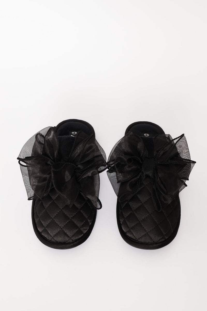 Bow Detail Quilted Closed Toe Slipper - Black