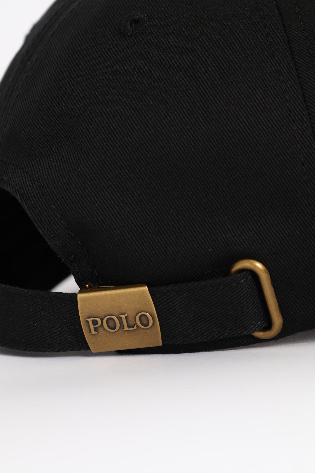 6 Panel Badge Peak - Black