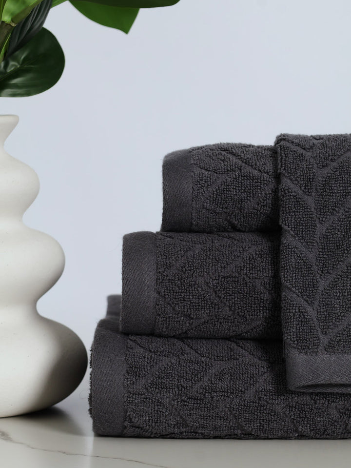 550GSM Embossed Bath Towels - Charcoal