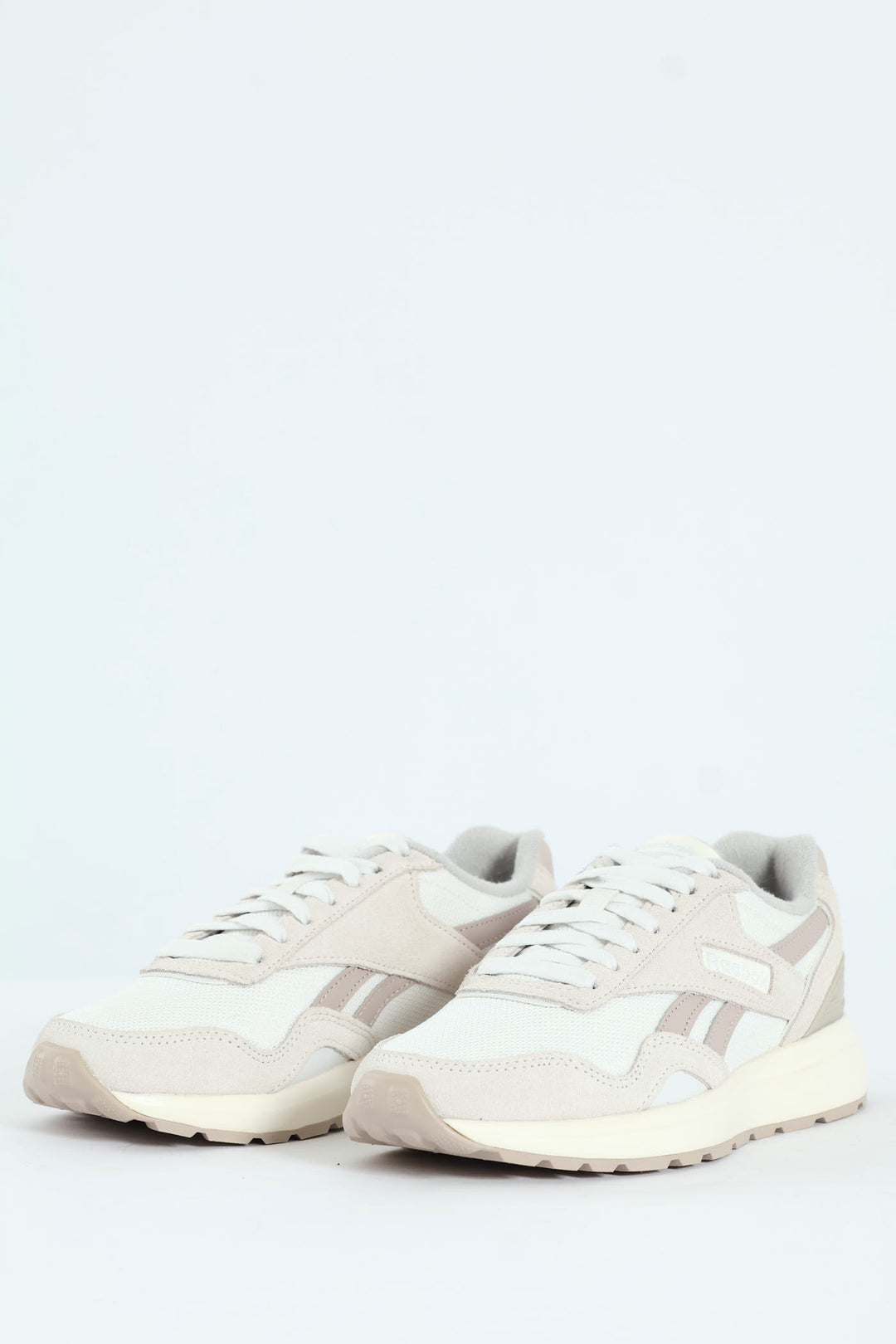 Gl1100 Sporty Lace Up Sneaker - Stone