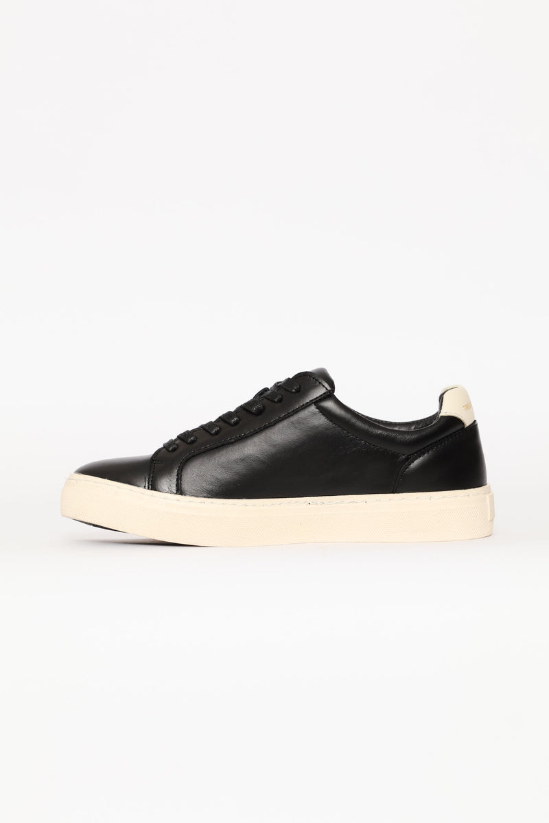 Classic Leather Court Sneaker - Black