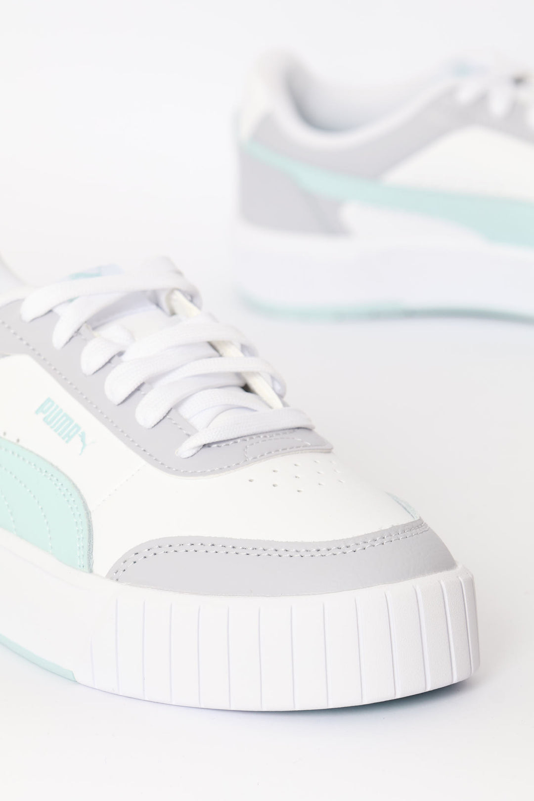 Carina Mia Sneaker - White/Grey