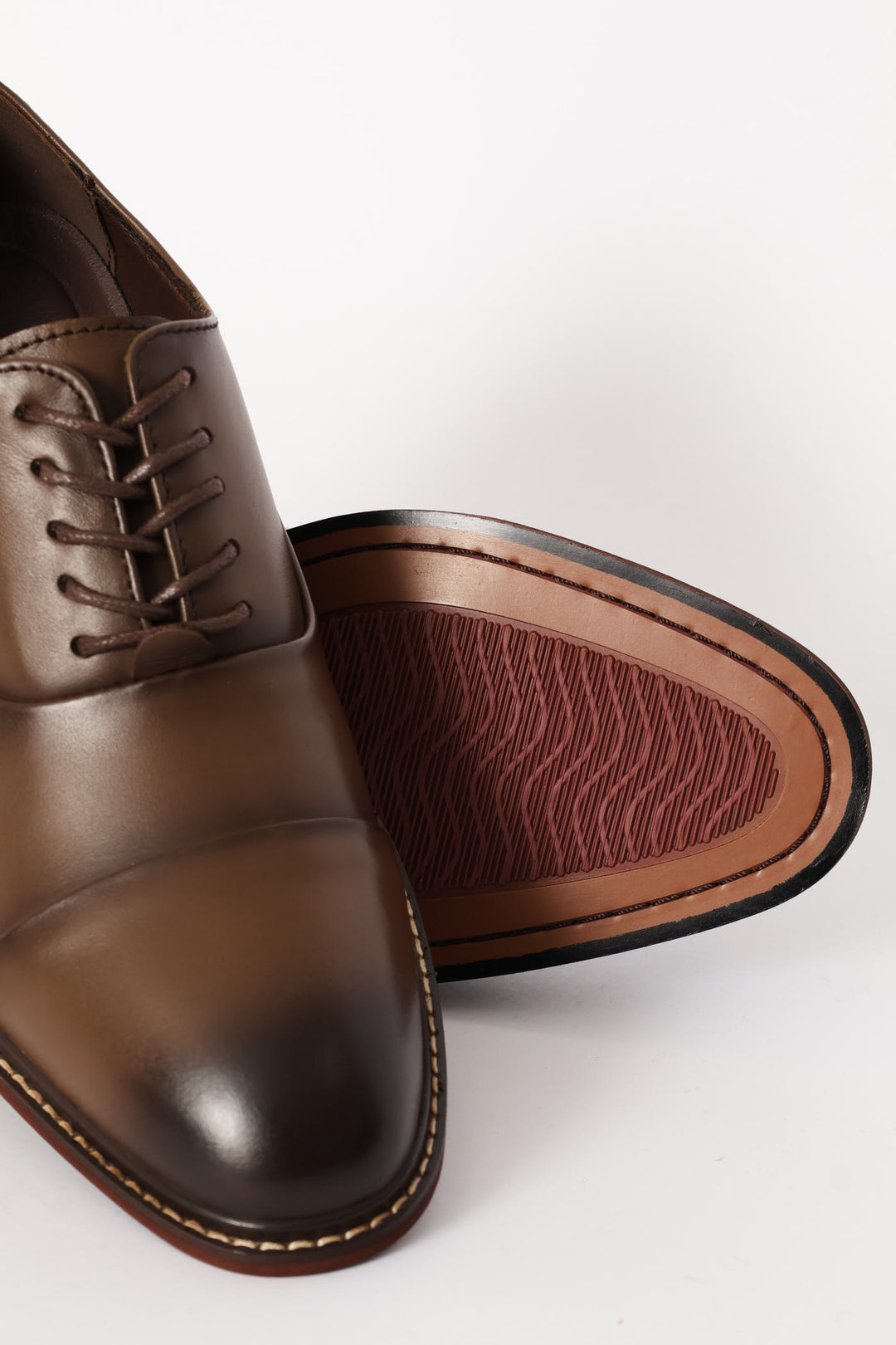 Leather Oxford Formal Shoe With Toe Cap - Chocolate