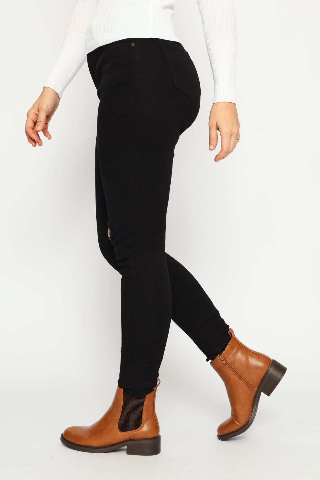 Abraised Knee Anklegrazer Skinny Jean - Black