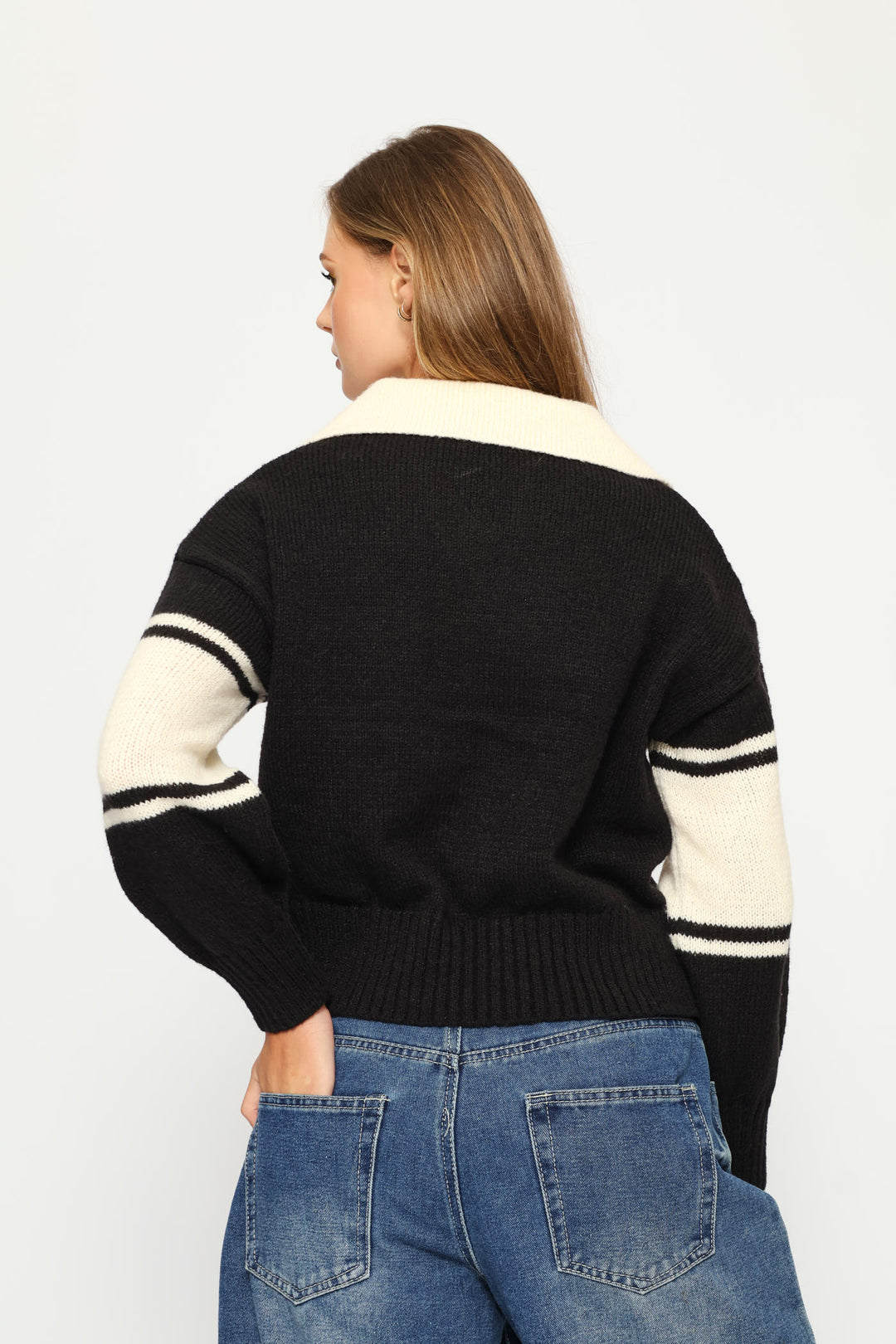Retro Collar Knit Pullover - Black