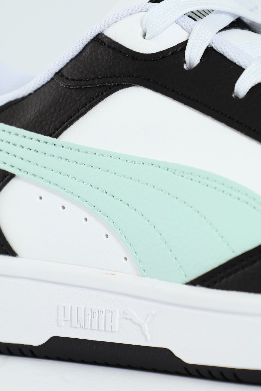 Rebound V6 Low Sneaker - White/Black