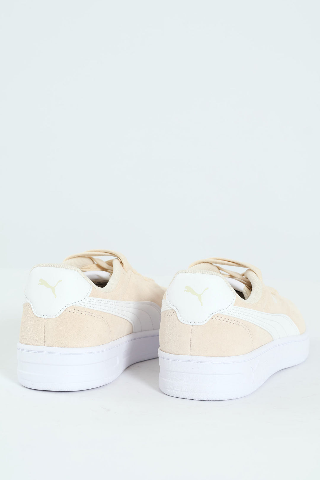 Court Lally Sneaker - Cream