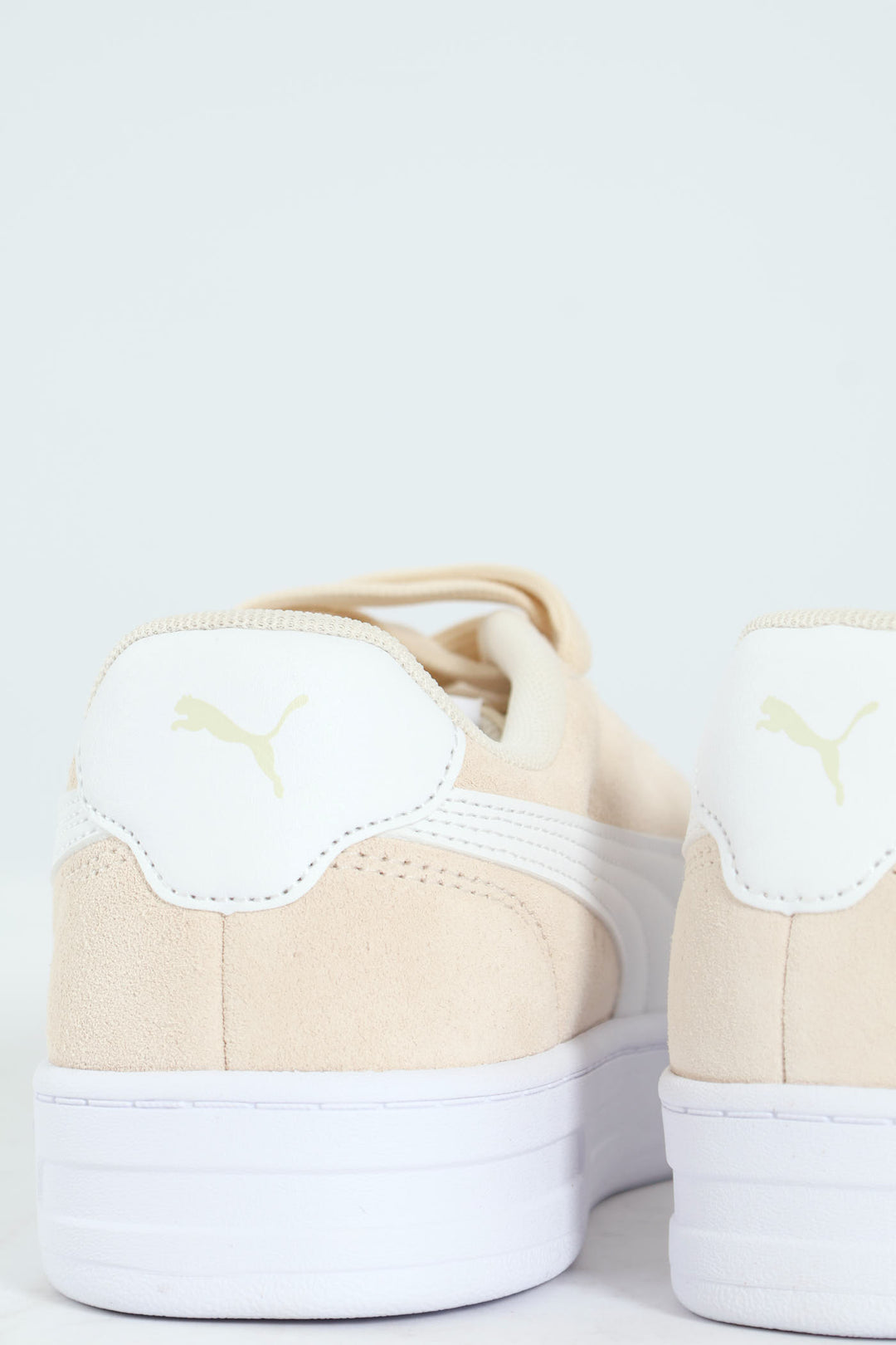 Court Lally Sneaker - Cream