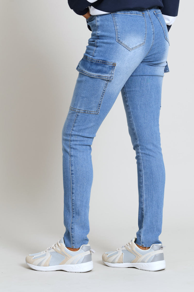 Hi-Rise Cargo Pocket Skinny Denim - Light Wash