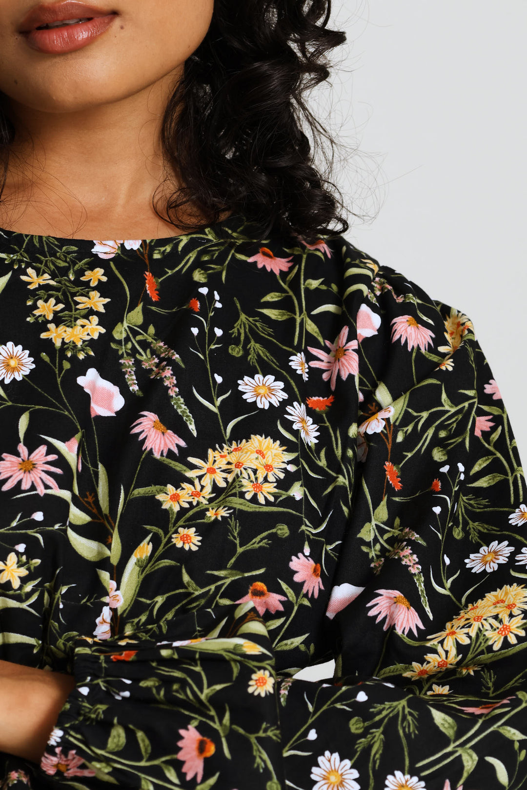 Puff Sleeve Round-Neck Peplum Blouse - Multi