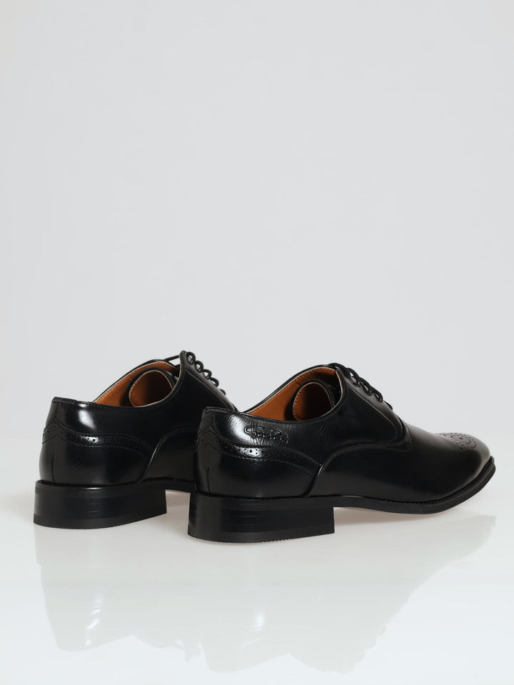 Toe Pin Punch Pattern Lace Up Oxford Shoe - Black