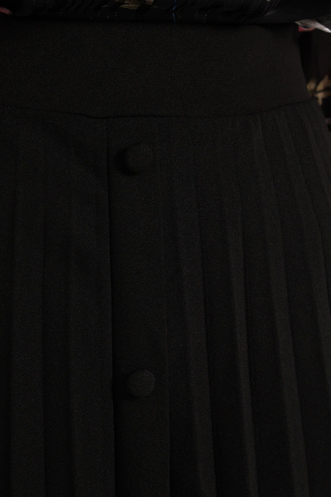 Button Through Pleated Midi Skirt - Black