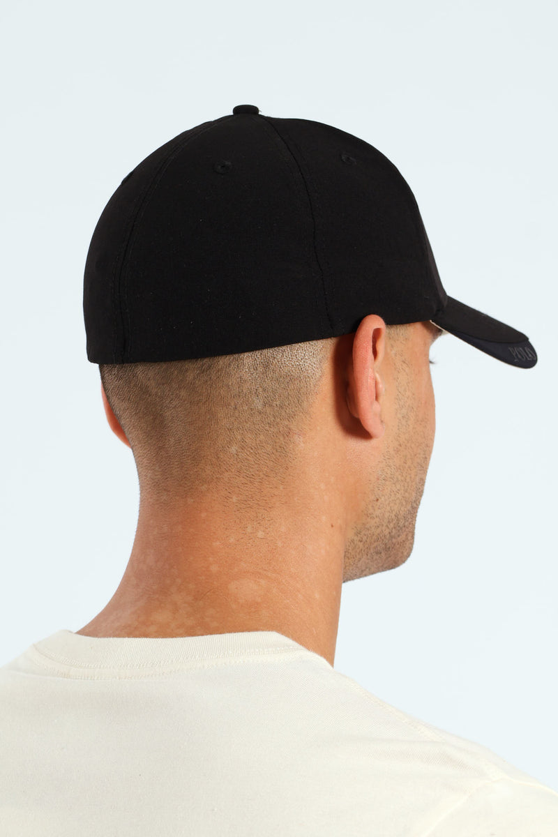 6 Panel Metal Pony Fitted Peak Cap - Black
