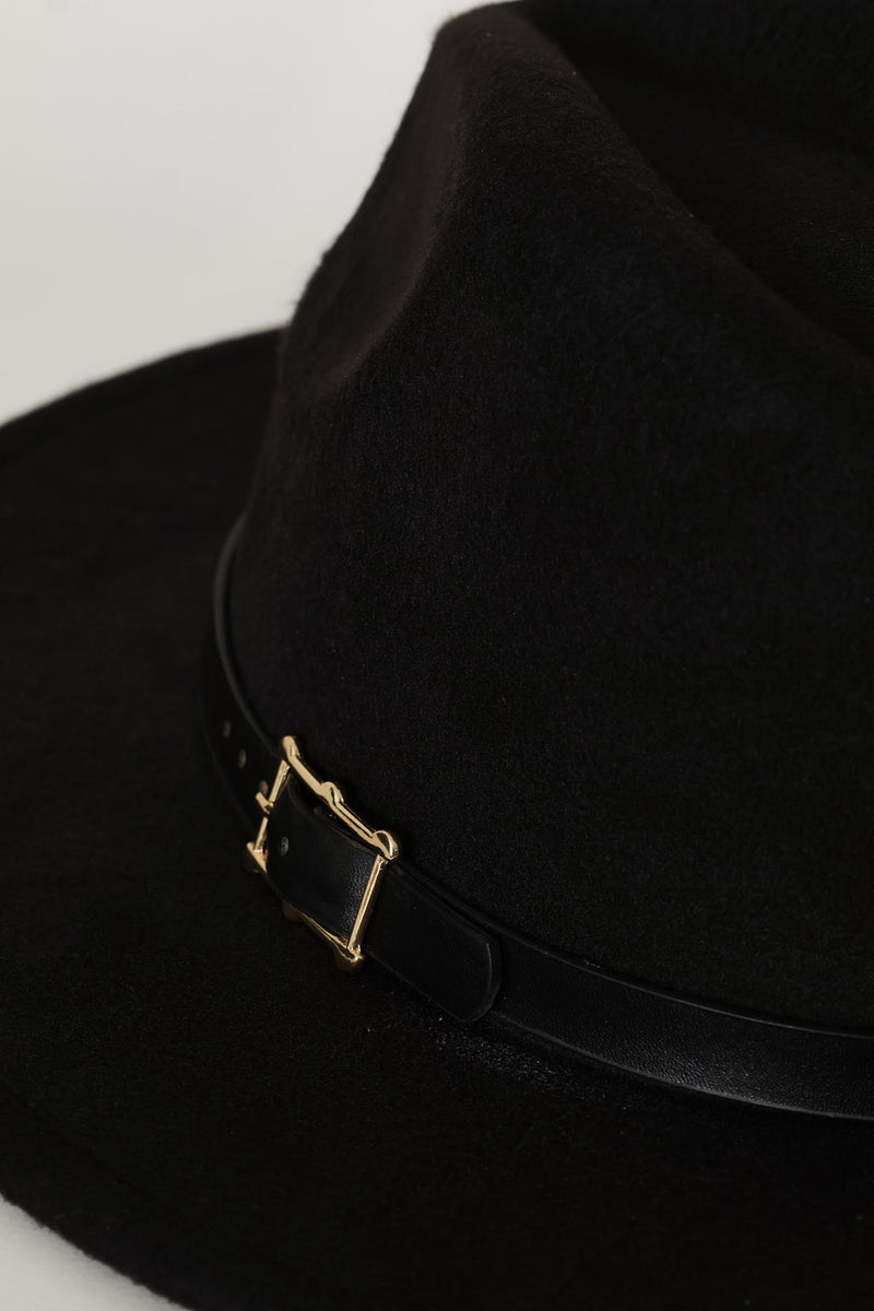 Buckle Detail Felt Hat - Black