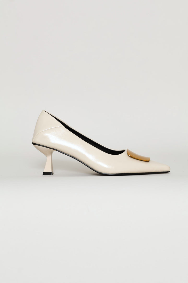 Metal Trim Court Kitten Heel - Stone