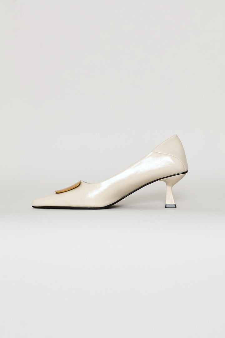 Metal Trim Court Kitten Heel - Stone