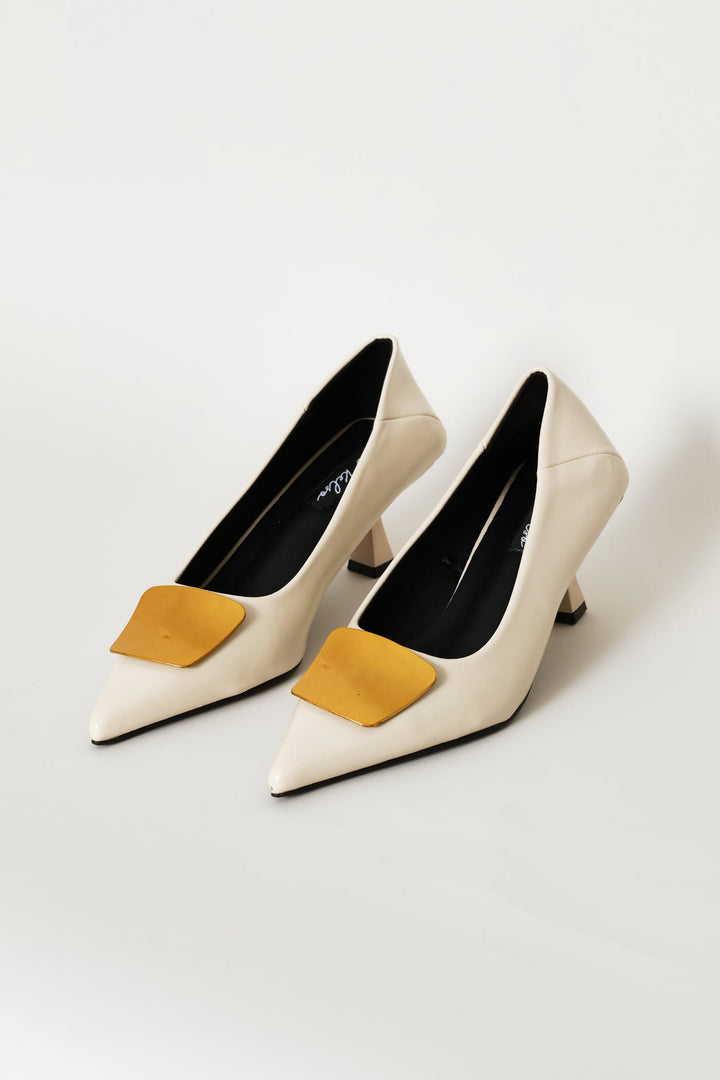 Metal Trim Court Kitten Heel - Stone