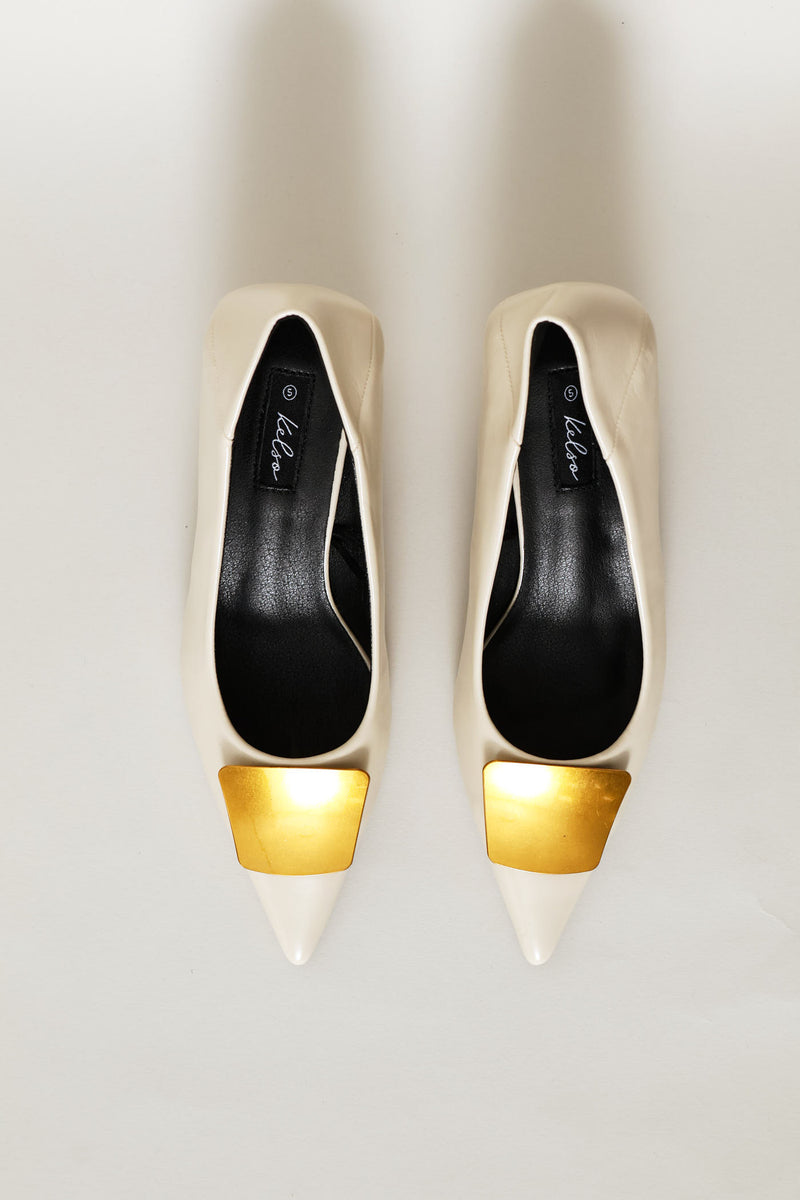 Metal Trim Court Kitten Heel - Stone