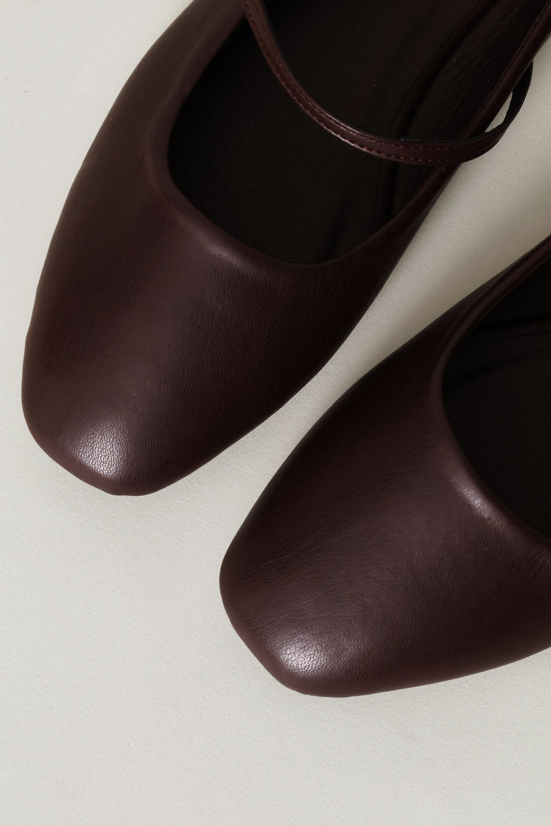 Plain Mary Jane Pump - Burgundy
