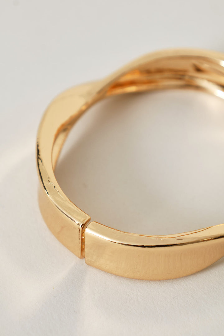Twisted Cuff - Gold