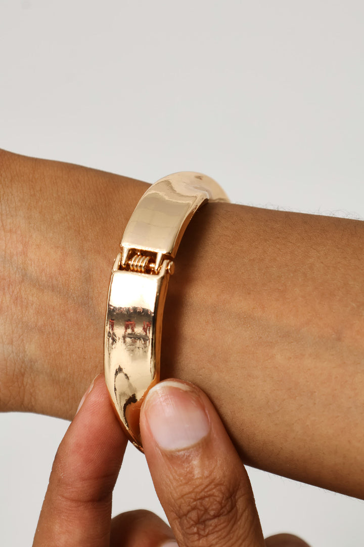 Twisted Cuff - Gold