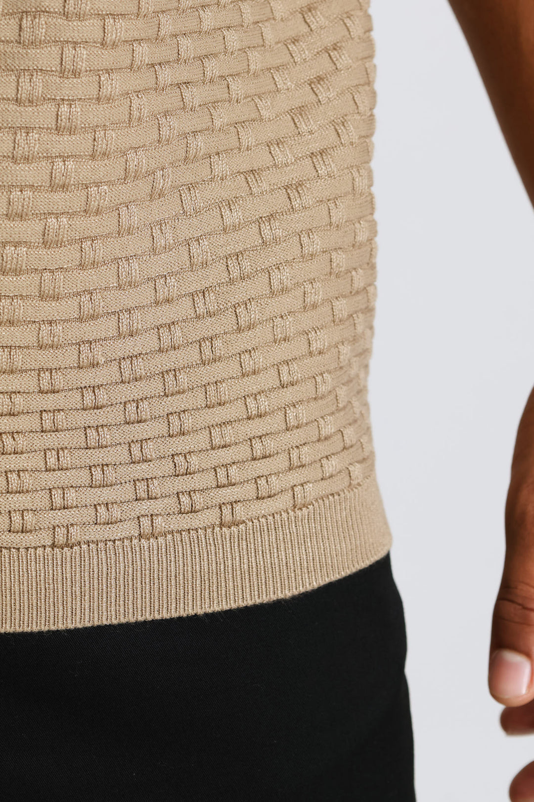 Geometric Weave Textured Quarter Zip Knit Golfer - Taupe