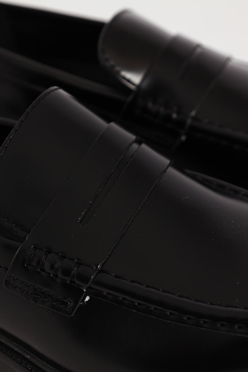 Chunky Slip On With Band On Upper - Black