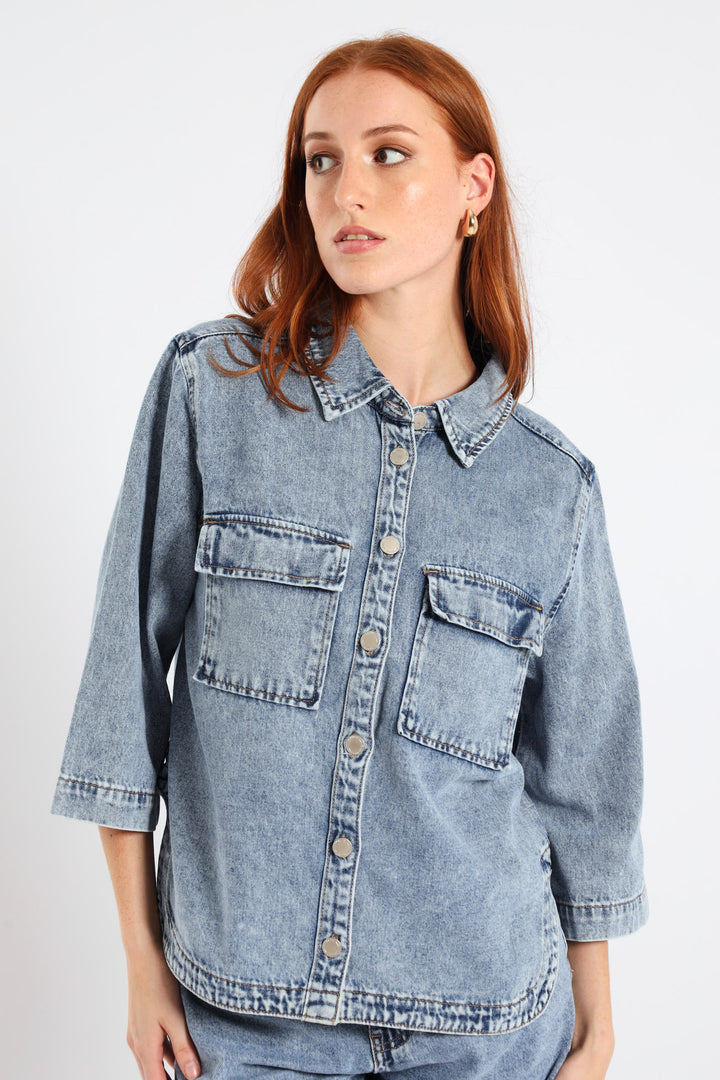 3/4 Sleeve Curved Hem Denim Shirt - Light Wash
