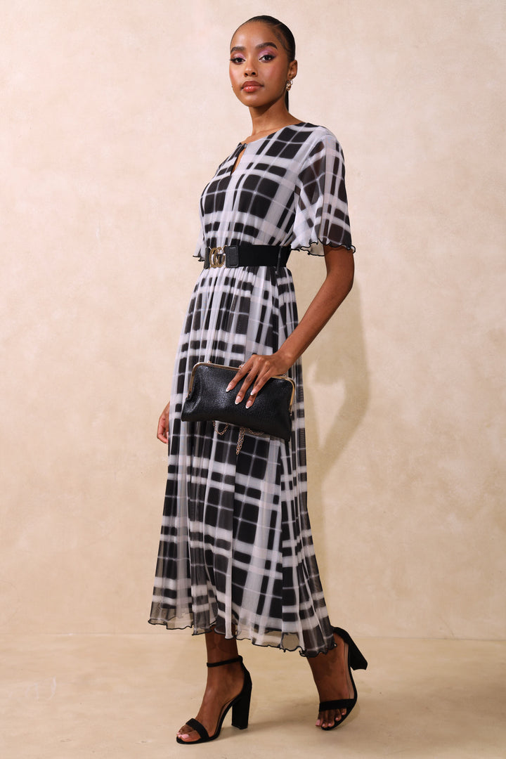 Keyhole Belted Mesh Maxi Dress - Black/White