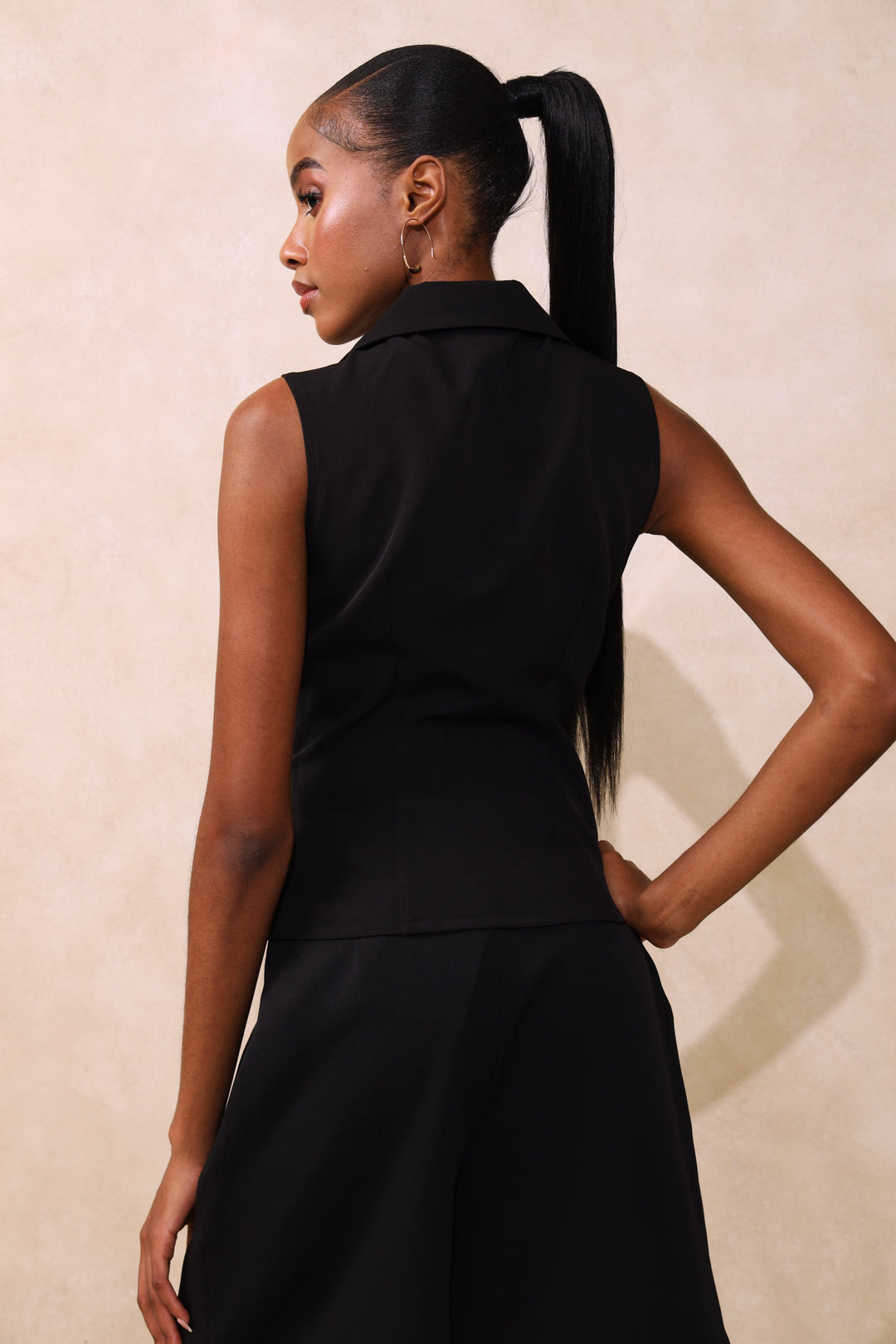 Darted Waisted Top - Black