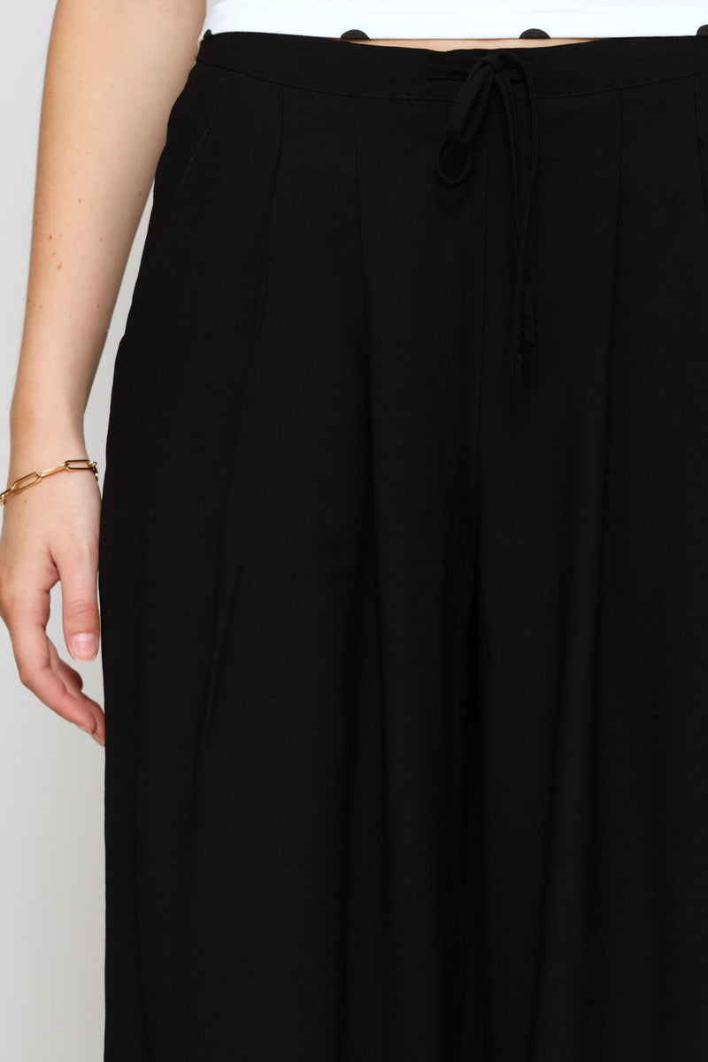 Tie Front Pleated Wide Leg Pants - Black