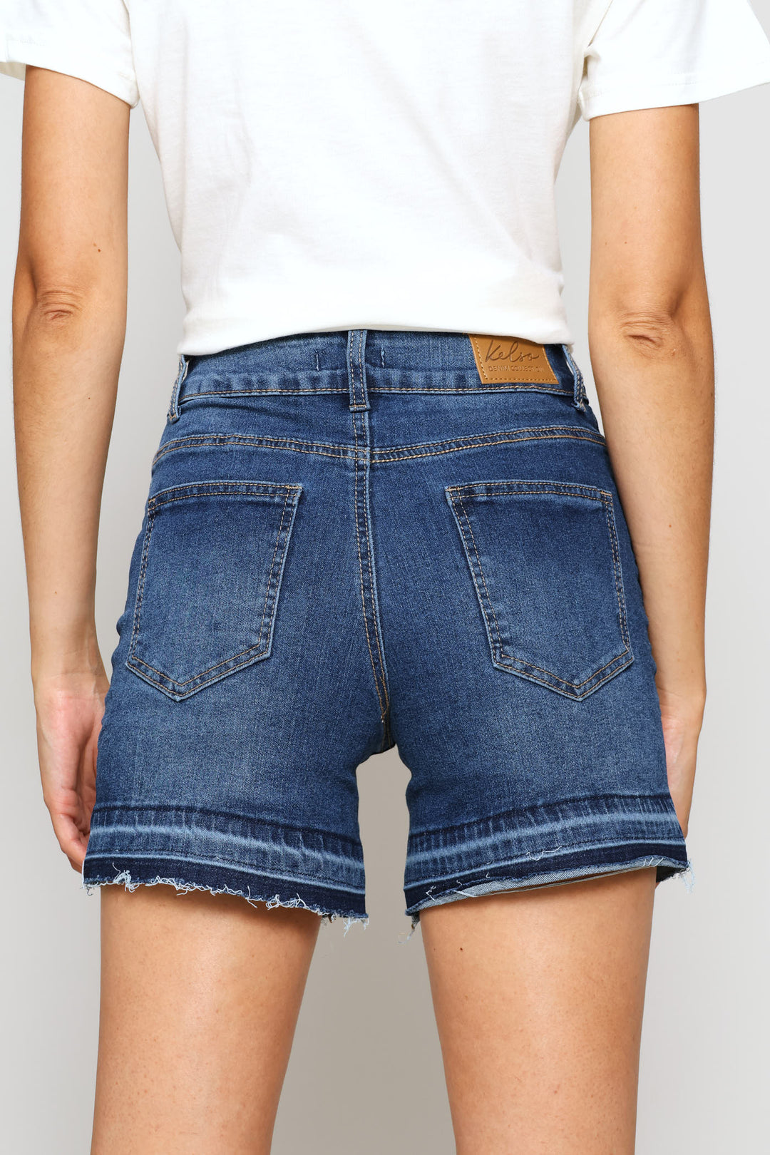 Release Hem Mid Thigh Short - Medium Wash