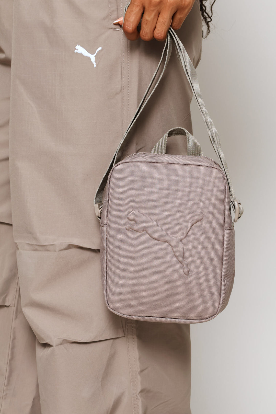 Buzz Portable Bag - Grey