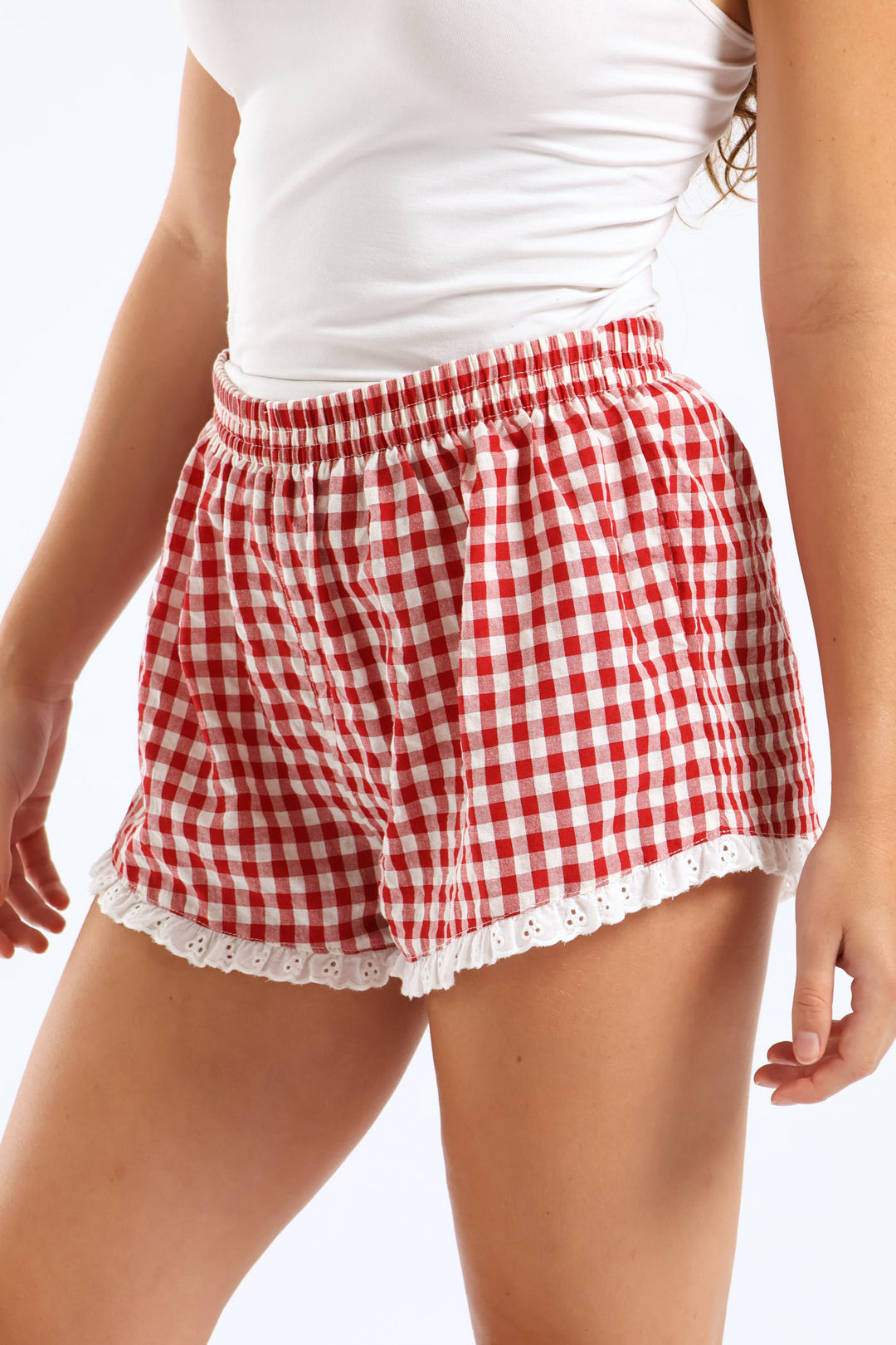 Lace Hem Detail Woven Short - White/Red