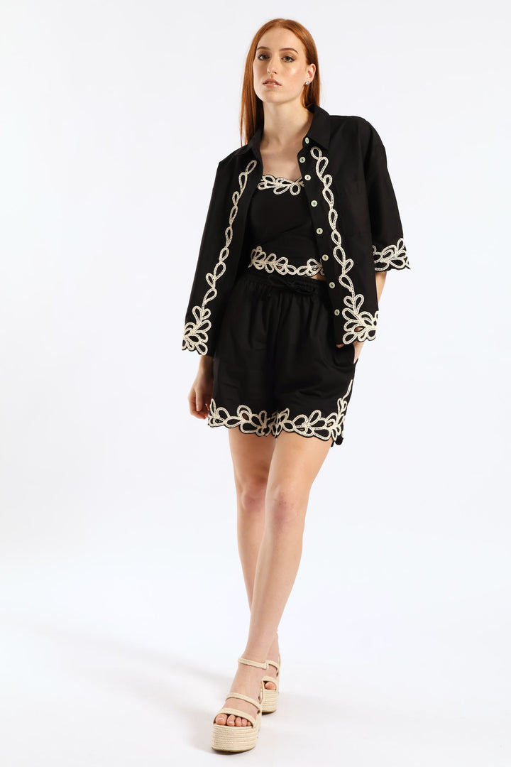 Pull-On Cornelli Hem Mid Thigh Shorts - Black