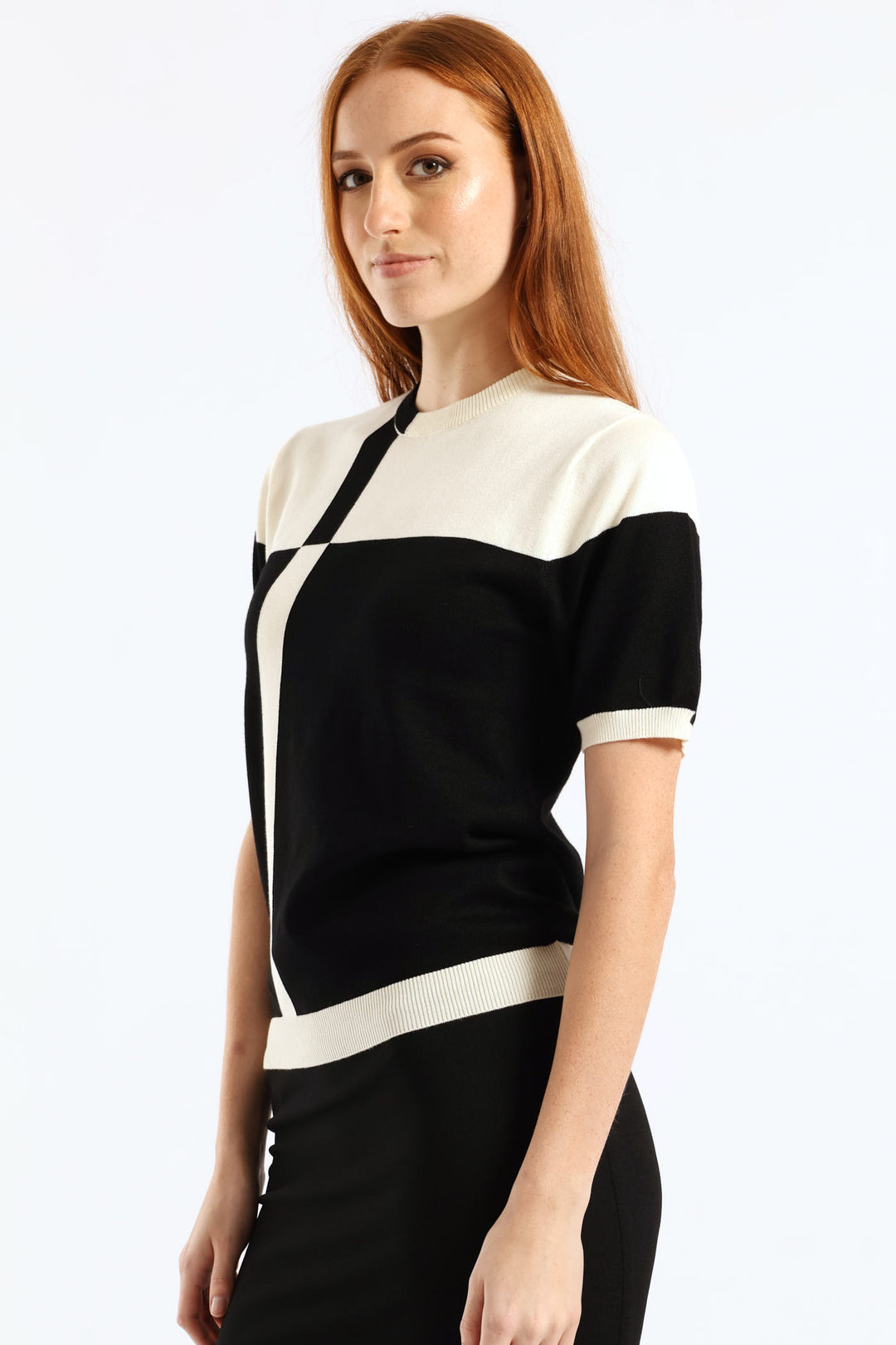 Monochrome Pullover - Black/Cream