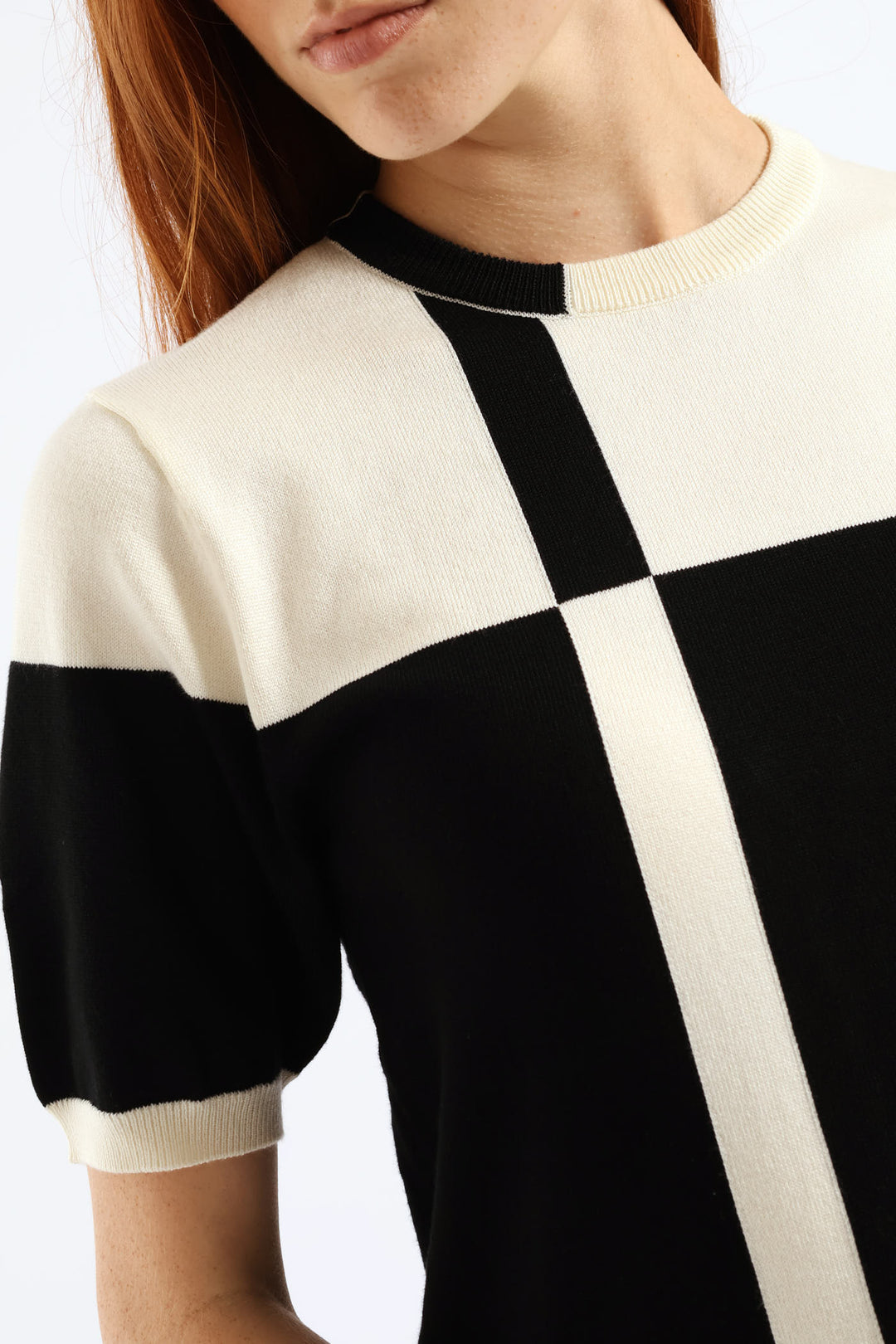 Monochrome Pullover - Black/Cream