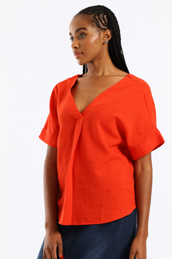 V-Neck Pleat Detail Curved Hem Linen Popover Top - Fiery Red