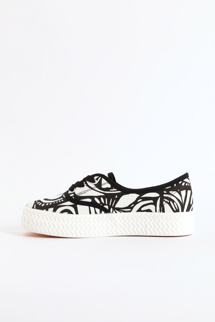Cresida Canvas Sneaker - Black/White