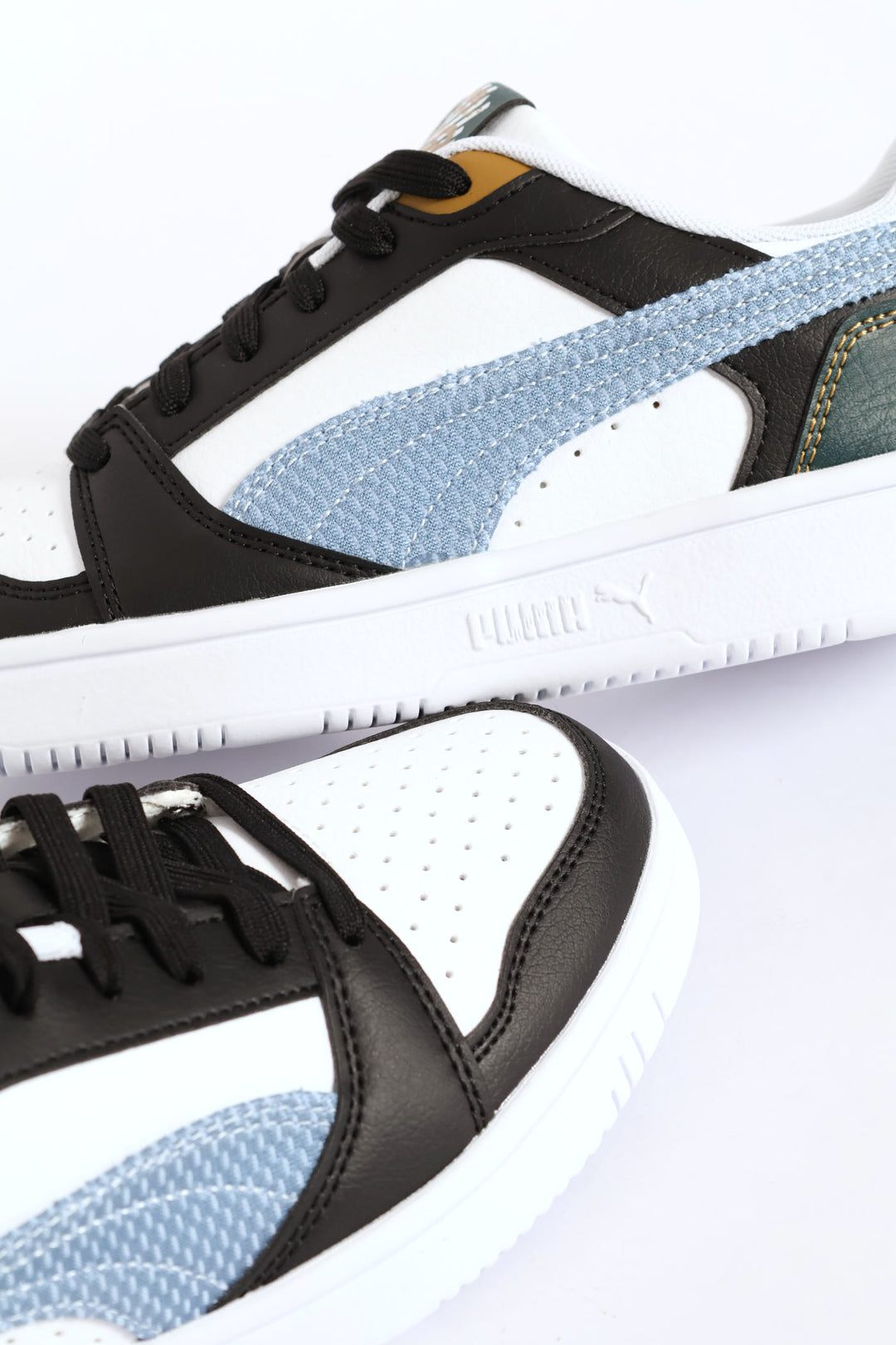 Boys Rebound V6 Lo Run Fun Jr Sneaker - Multi