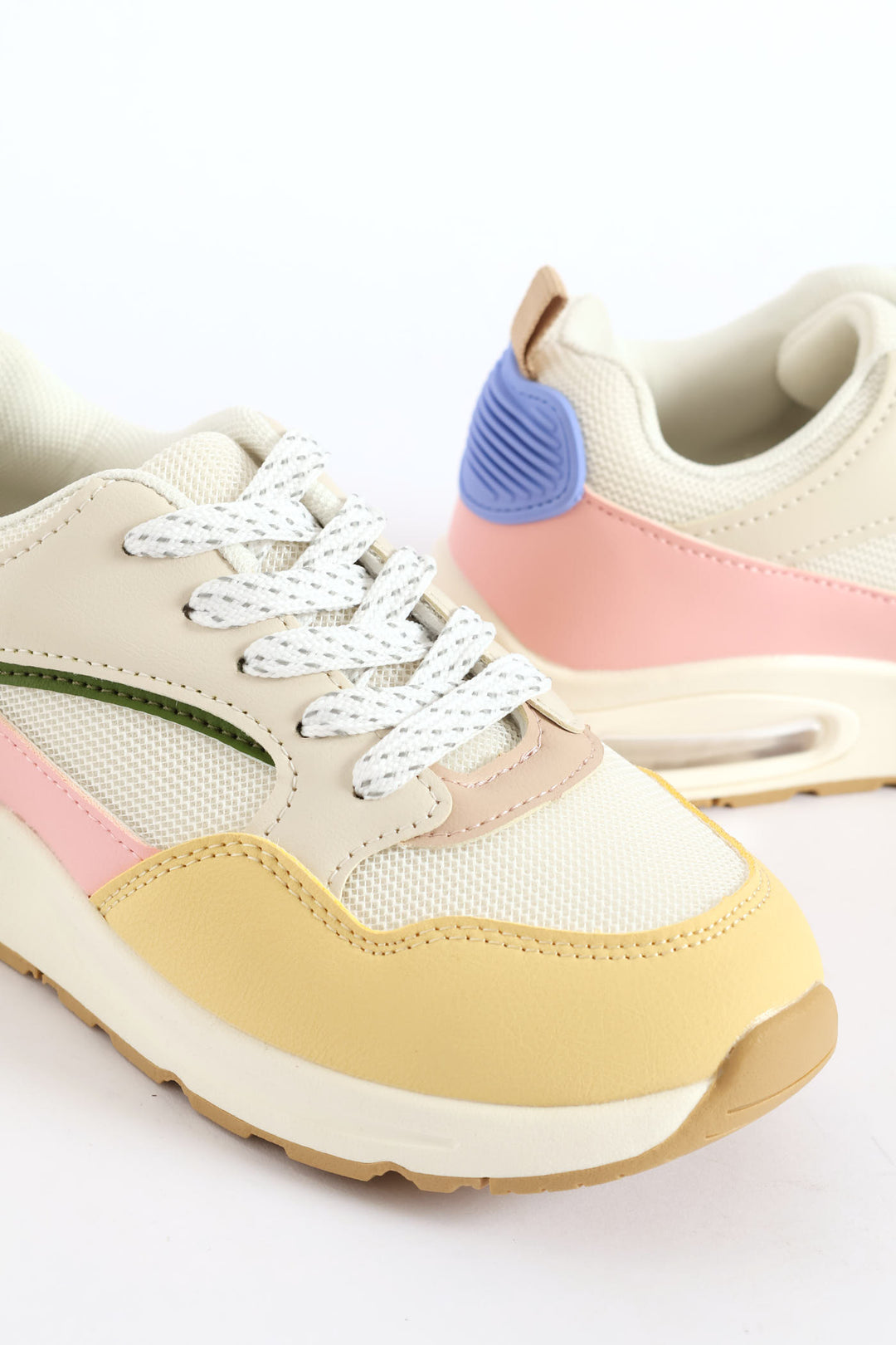 Girls Bubble Sole Trainer - Cream