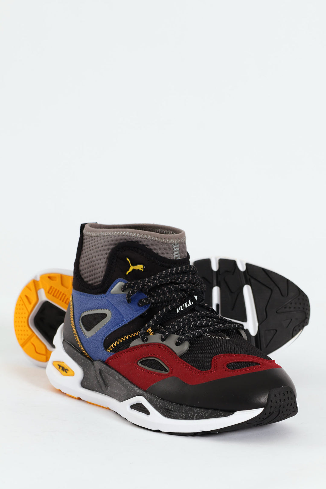 TRC Blaze Mid WS Sneaker - Black