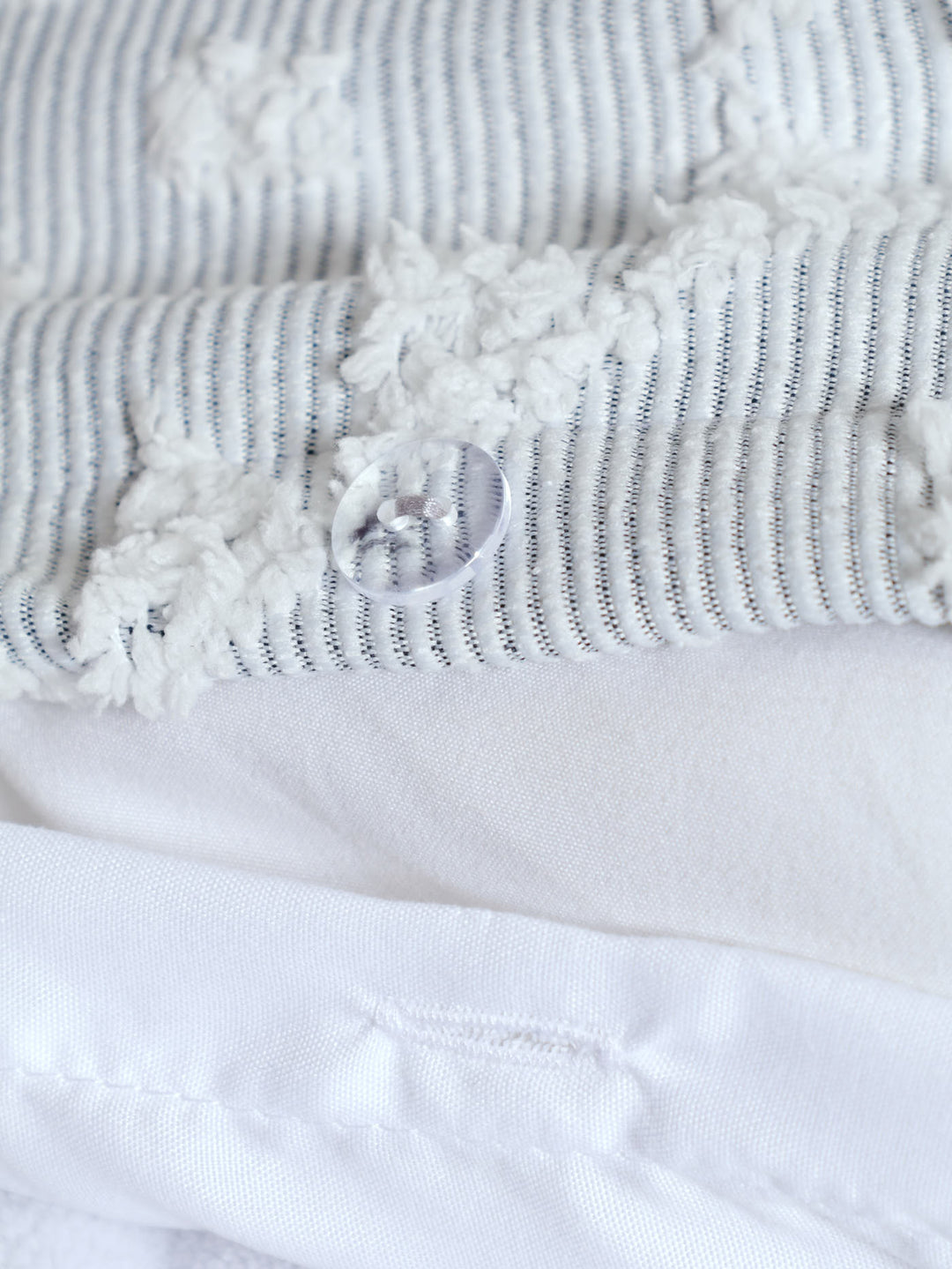 Clipped Diamond Tufted Textured Duvet Cover - Grey