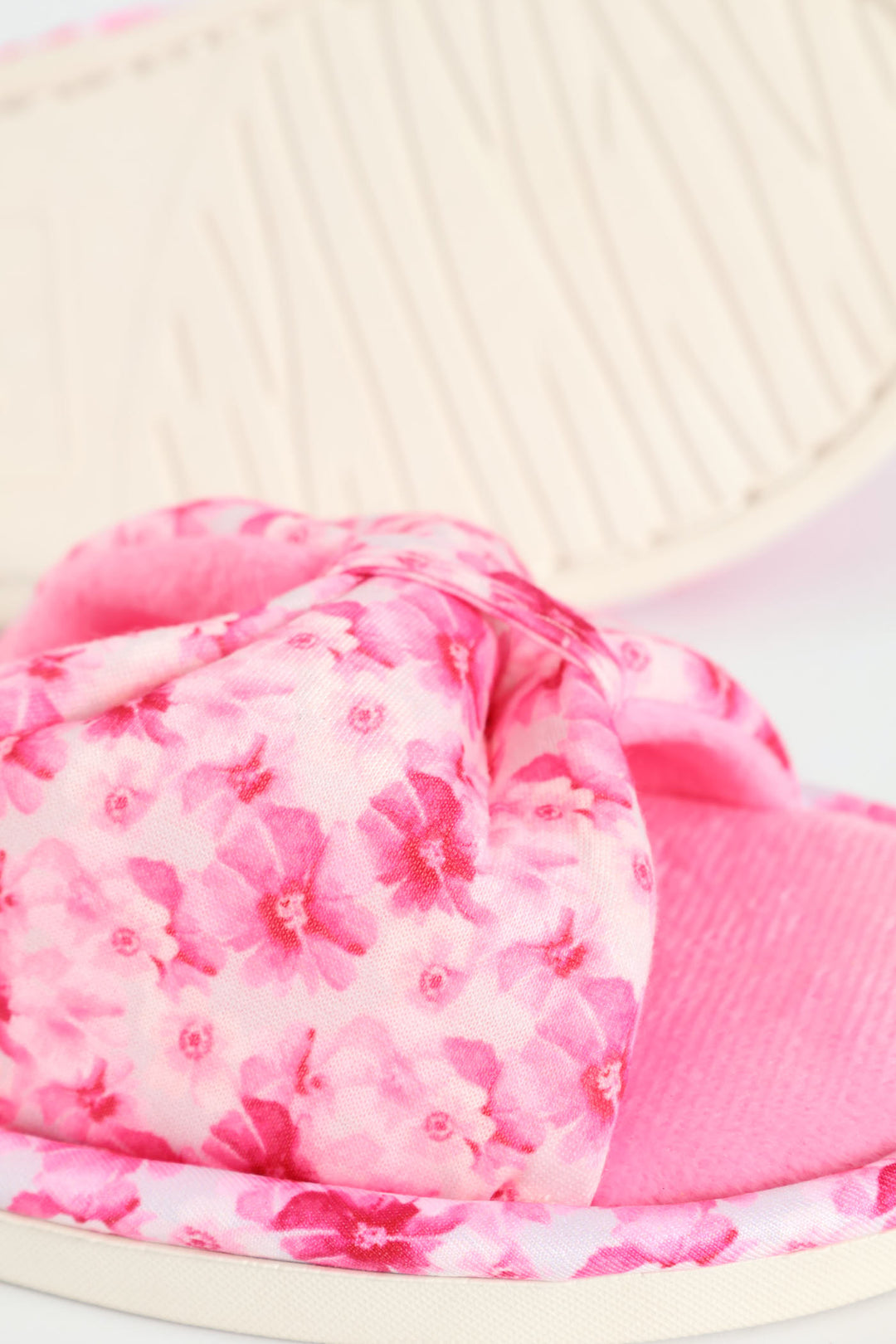 Ditsy Floral Puffed Strap Mule Slipper - Pink