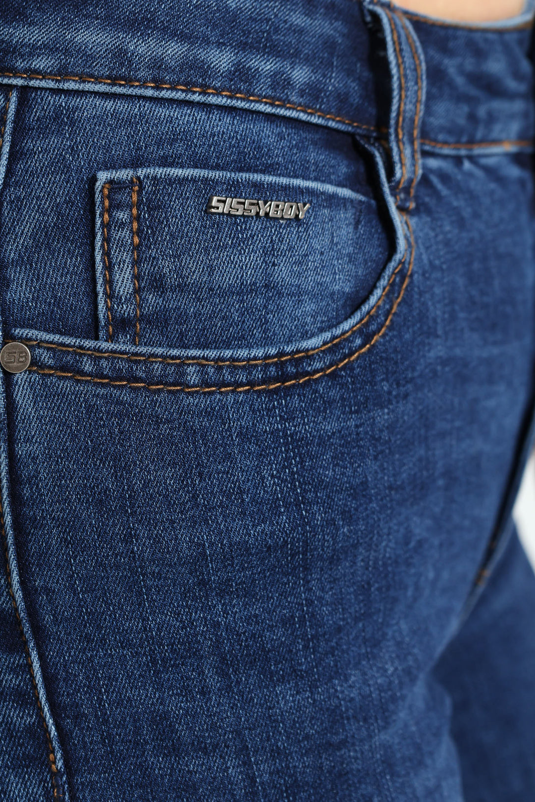 Mid-Waist Skinny Jeans - Medium Wash