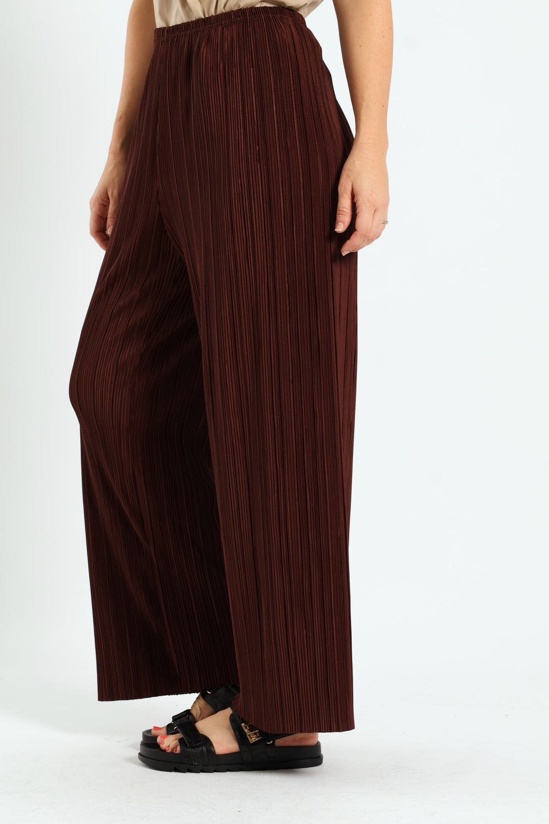 Plisse Wideleg Pants - Bitter Chocolate